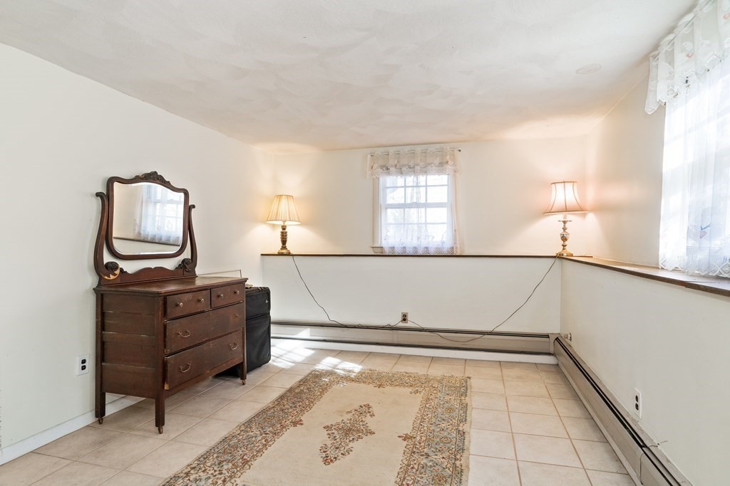 5 Green Lane Lexington, MA 02421 - Photo 8 of 28 Gallery Image 8