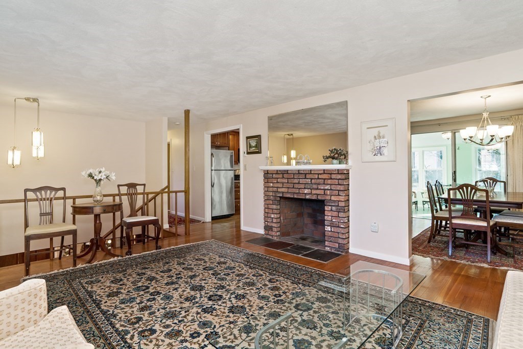 5 Green Lane Lexington, MA 02421 - Photo 10 of 28 Gallery Image 10