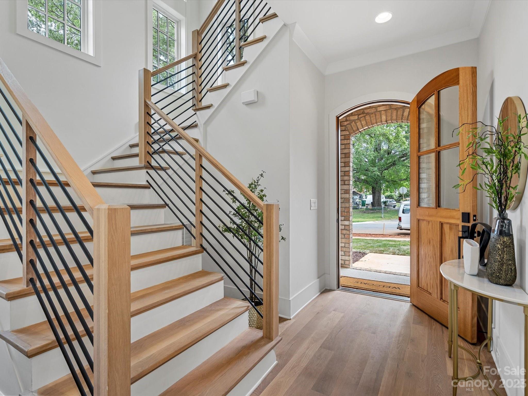 329 Greystone Road Charlotte, NC 28209 - Photo 2 of 48 Gallery Image 2