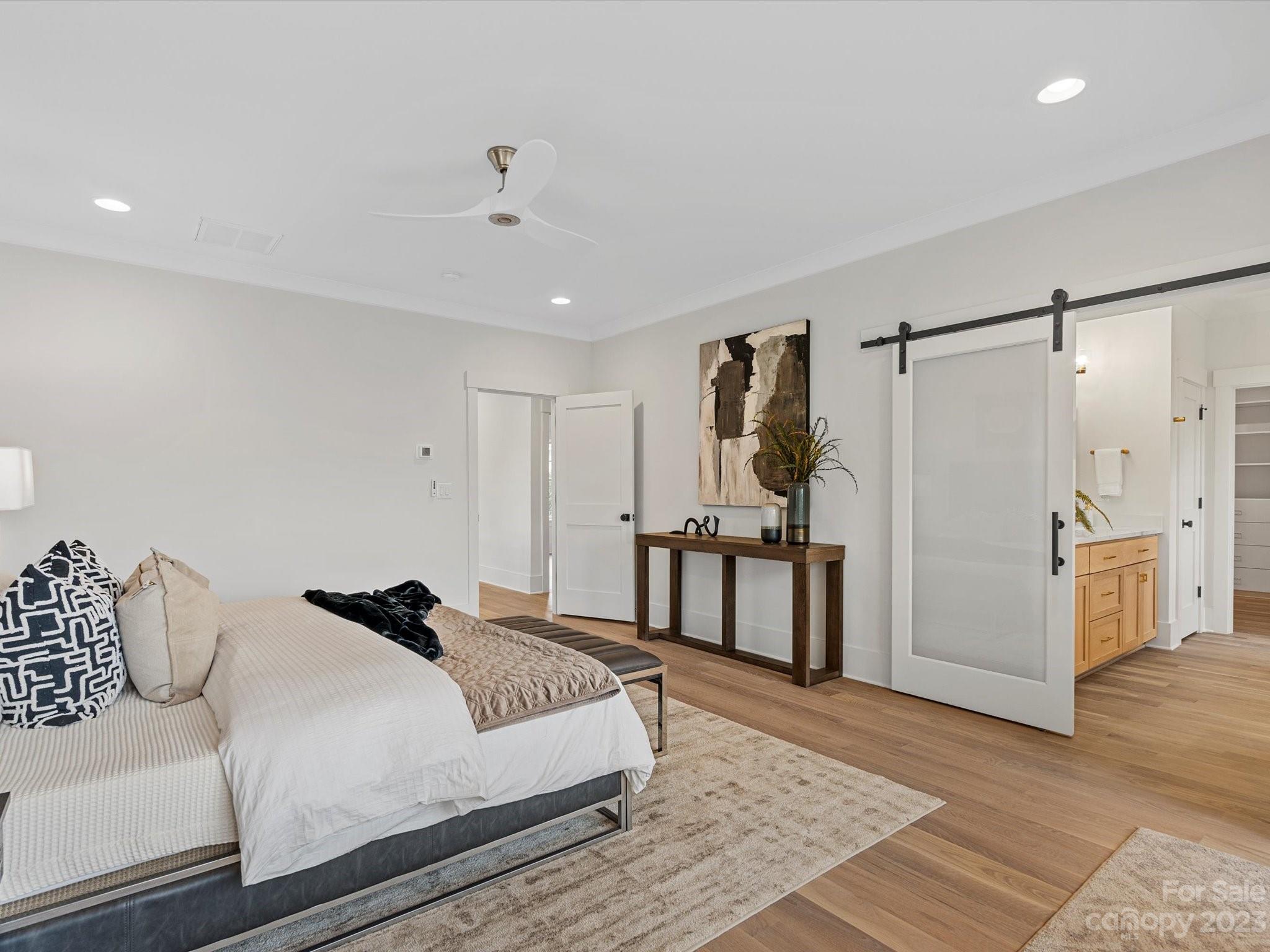 329 Greystone Road Charlotte, NC 28209 - Photo 32 of 48 Gallery Image 32