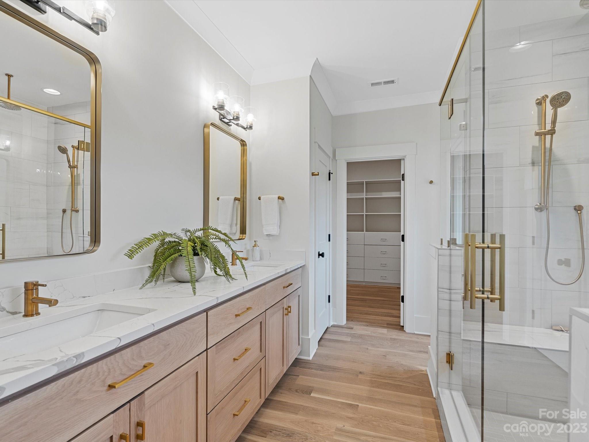 329 Greystone Road Charlotte, NC 28209 - Photo 34 of 48 Gallery Image 34