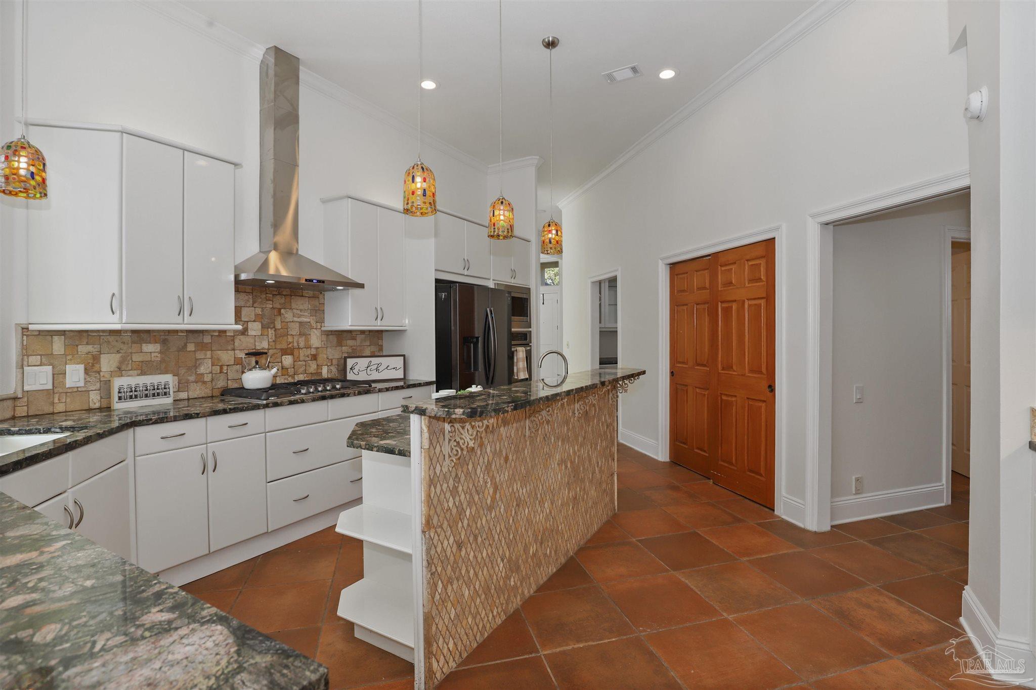 279 Plantation Hill Road Gulf Breeze, FL 32561 - Photo 12 of 51