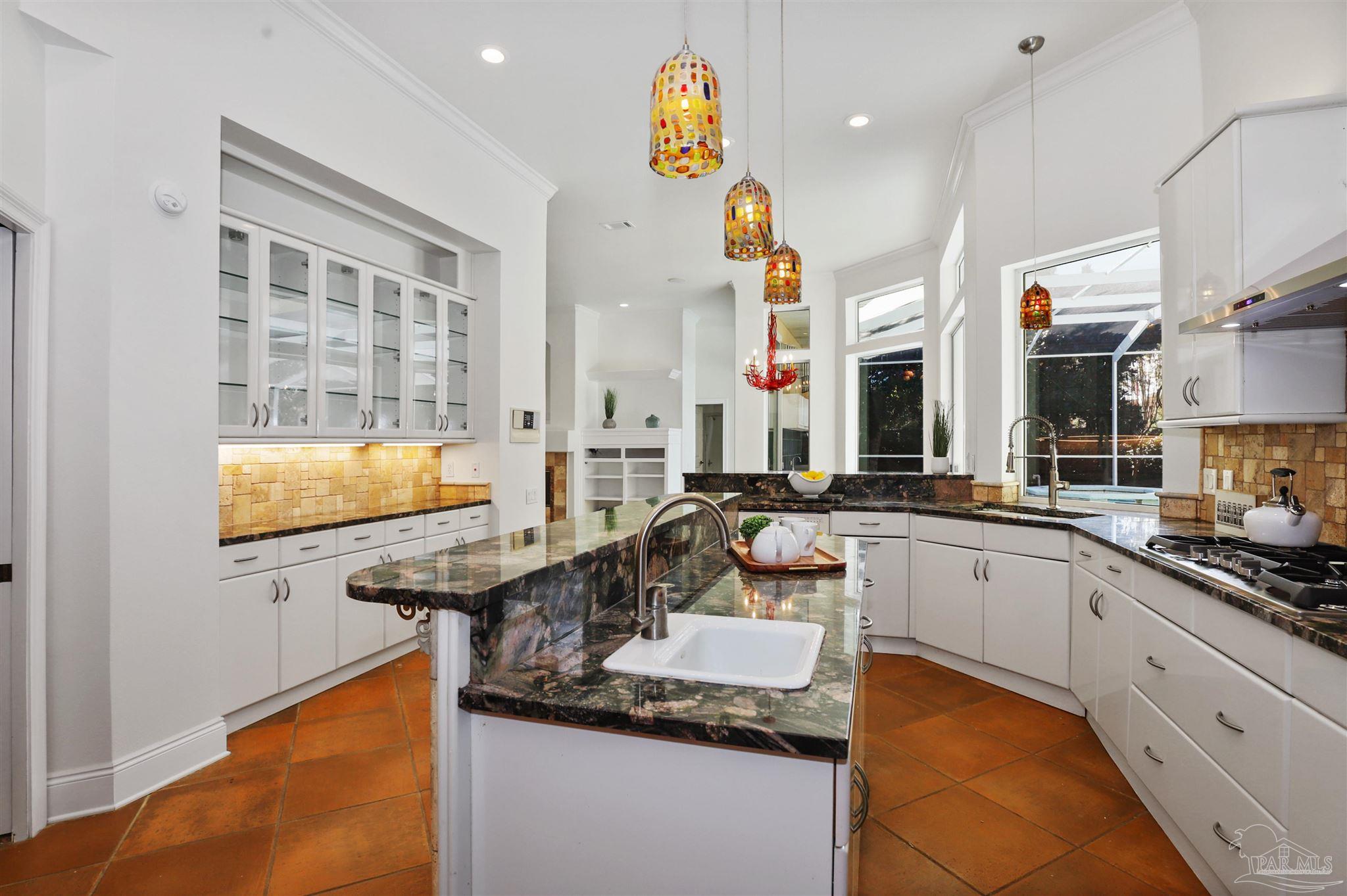 279 Plantation Hill Road Gulf Breeze, FL 32561 - Photo 13 of 51