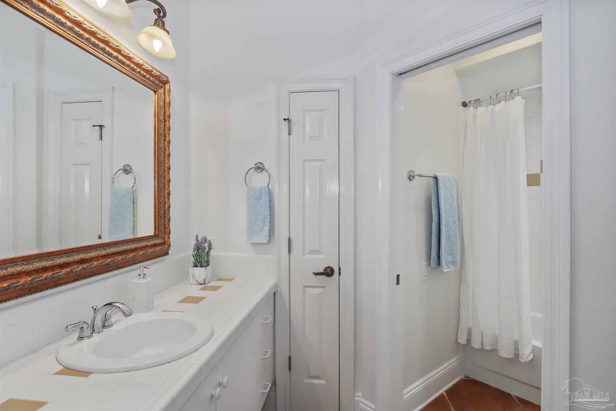 279 Plantation Hill Road Gulf Breeze, FL 32561 - Photo 40 of 51