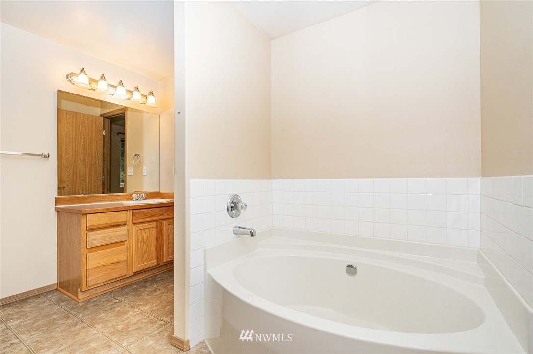 591-18 Burnt Ridge Road Onalaska, WA 98570 - Photo 21 of 38 Gallery Image 21