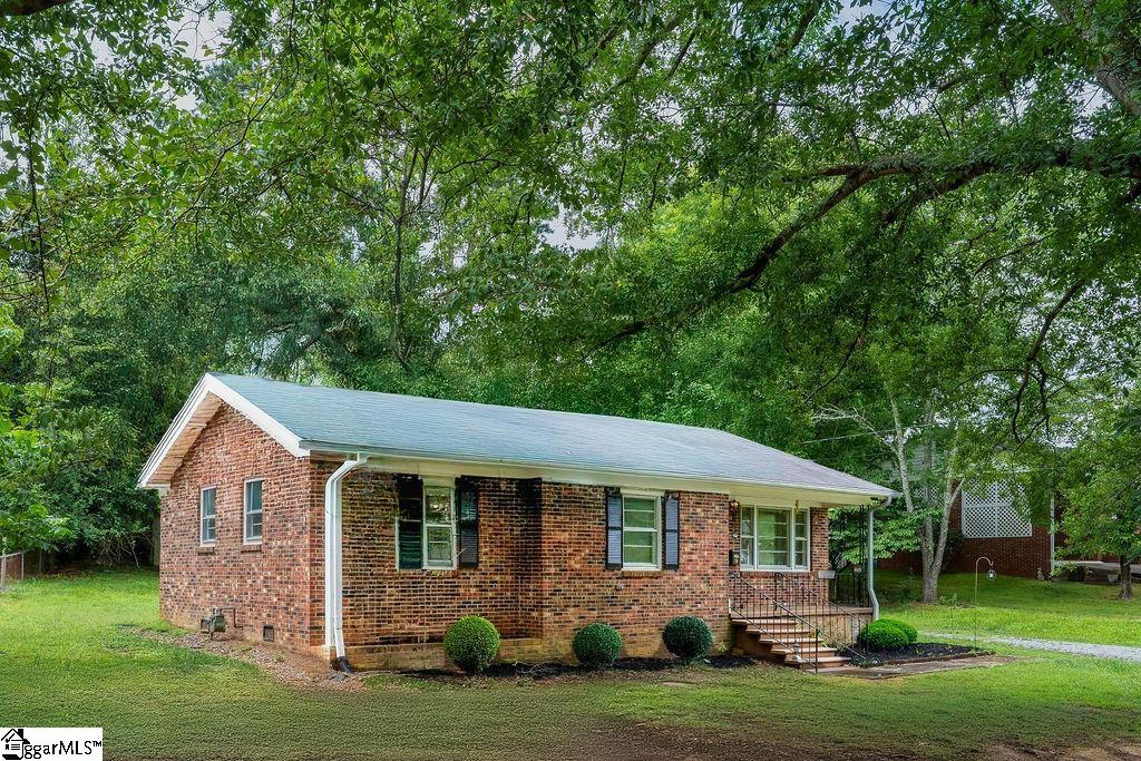 210 Catawba Street Union, SC 29379 - Photo 3 of 22