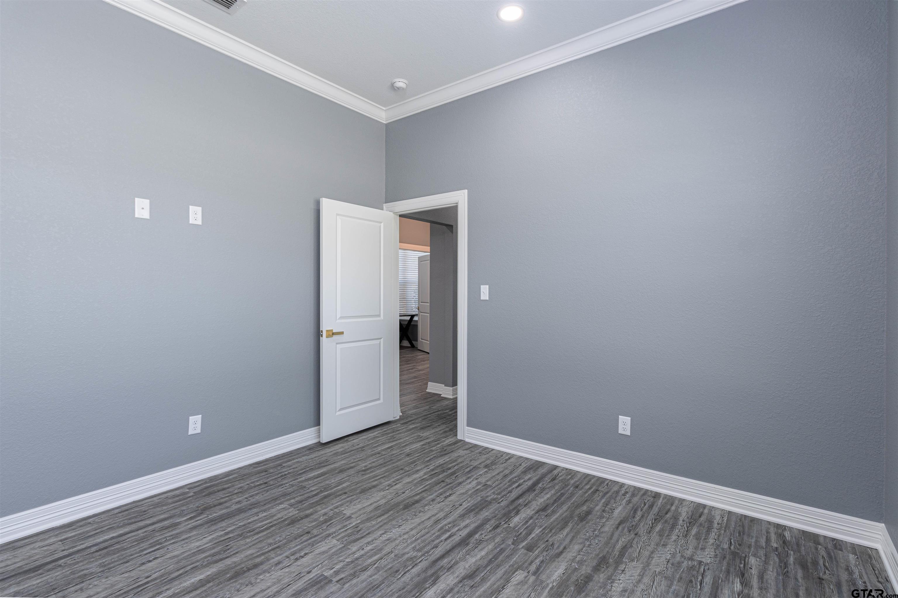 1603 Elk River Road Tyler, TX 75703 - Photo 4 of 28