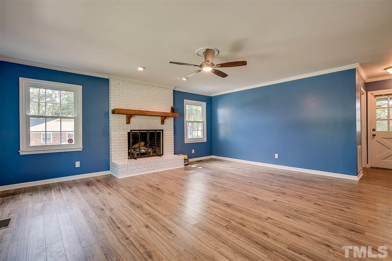 5011 Mandel Road Durham, NC 27712 - Photo 3 of 25 Gallery Image 3