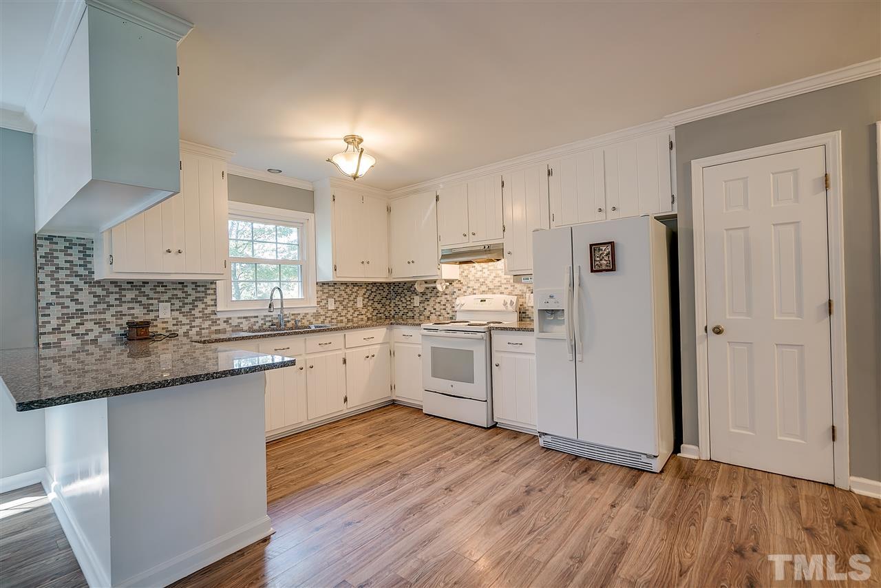 5011 Mandel Road Durham, NC 27712 - Photo 6 of 25 Gallery Image 6