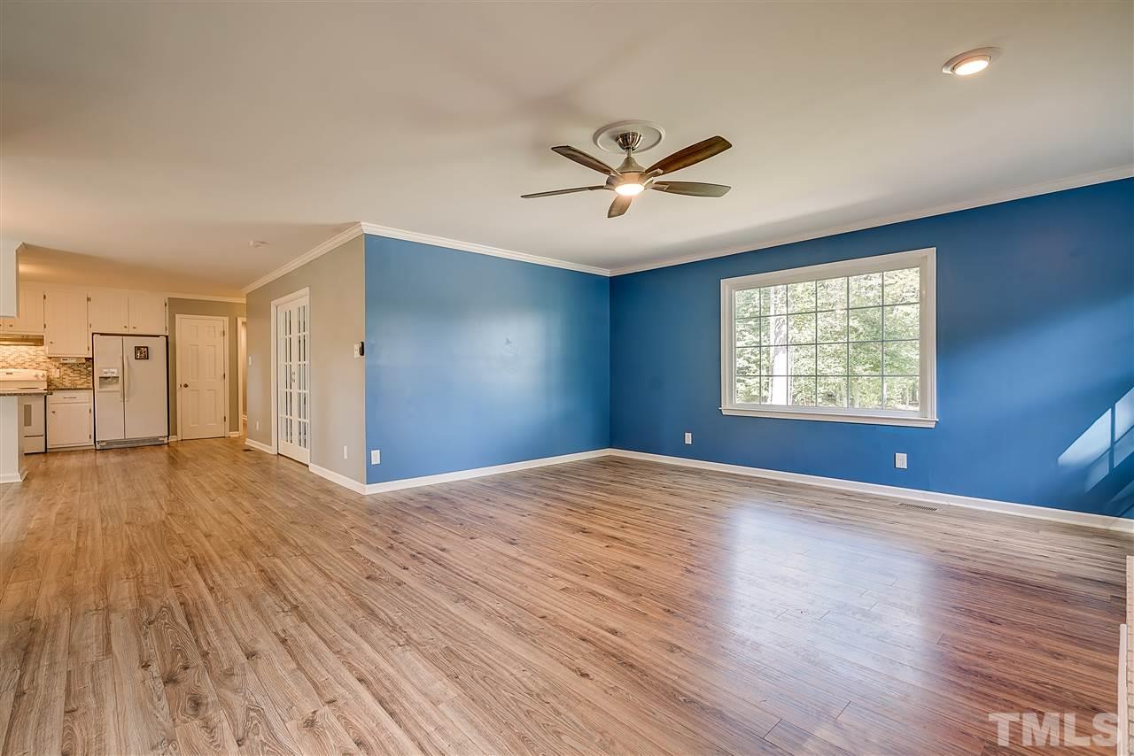 5011 Mandel Road Durham, NC 27712 - Photo 8 of 25 Gallery Image 8