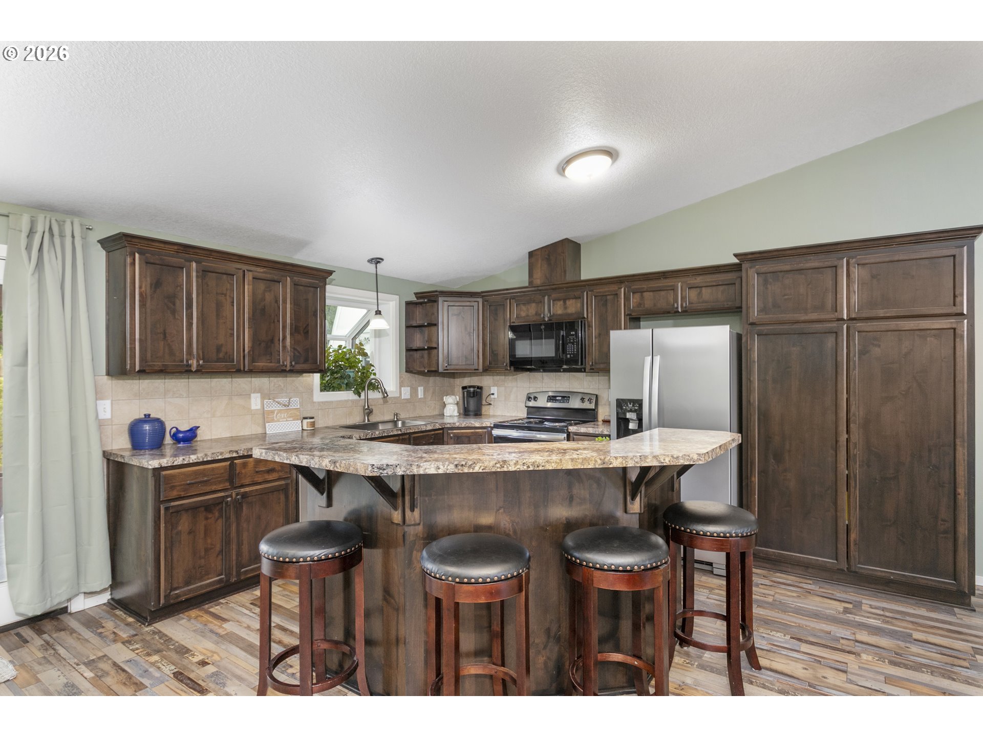 1710 Northwest 3rd Street Battle Ground, WA 98604 - Photo 11 of 37 Kitchen