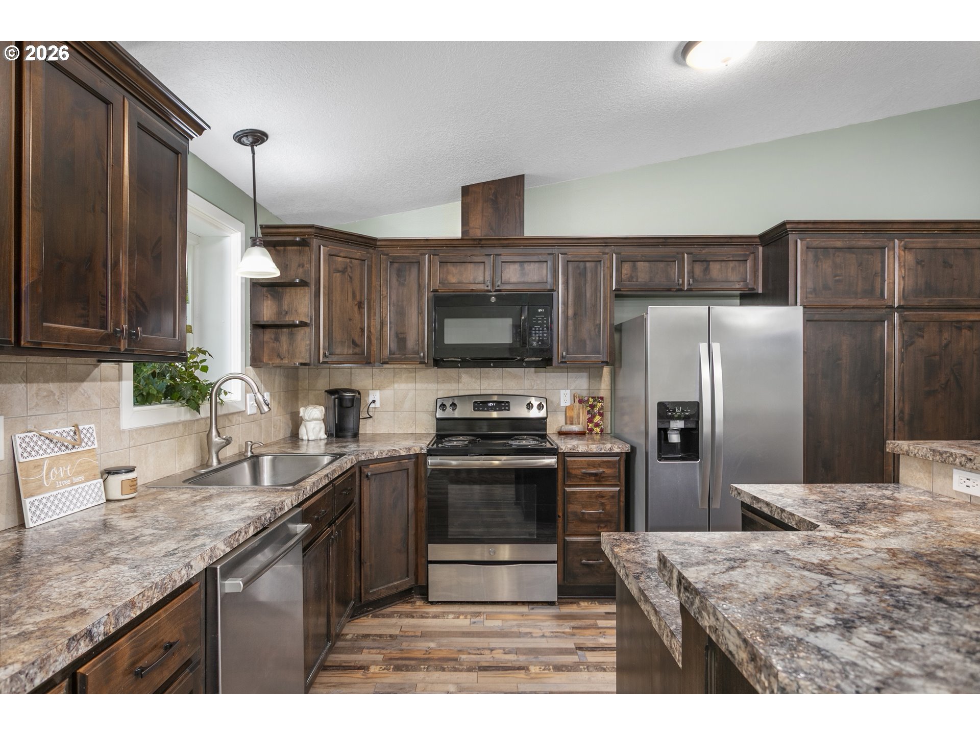 1710 Northwest 3rd Street Battle Ground, WA 98604 - Photo 12 of 37 Kitchen