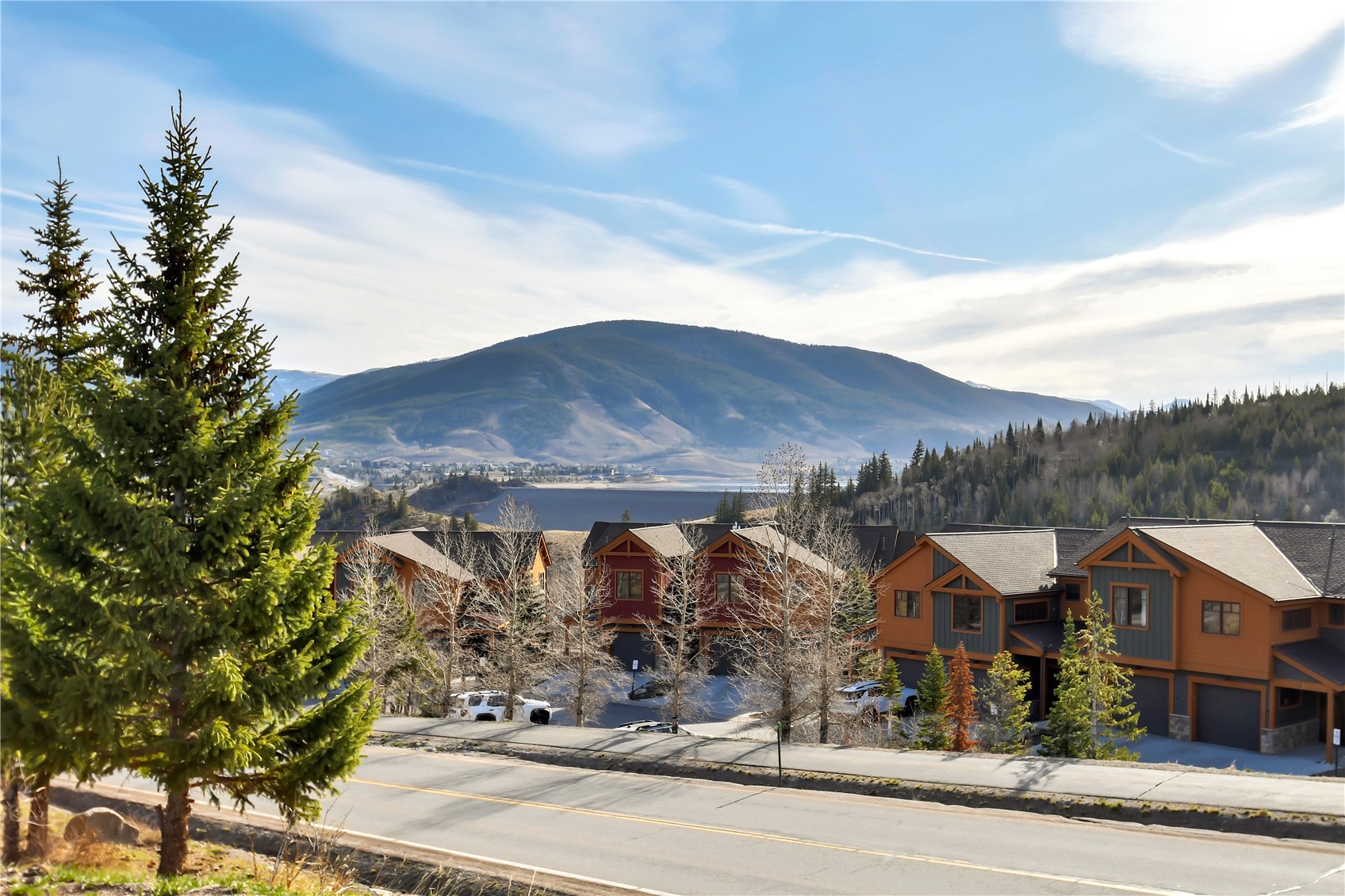 2710 Ryan Gulch Road, Unit 2731 Silverthorne, CO 80498 - Photo 39 of 39 an aerial view of a house