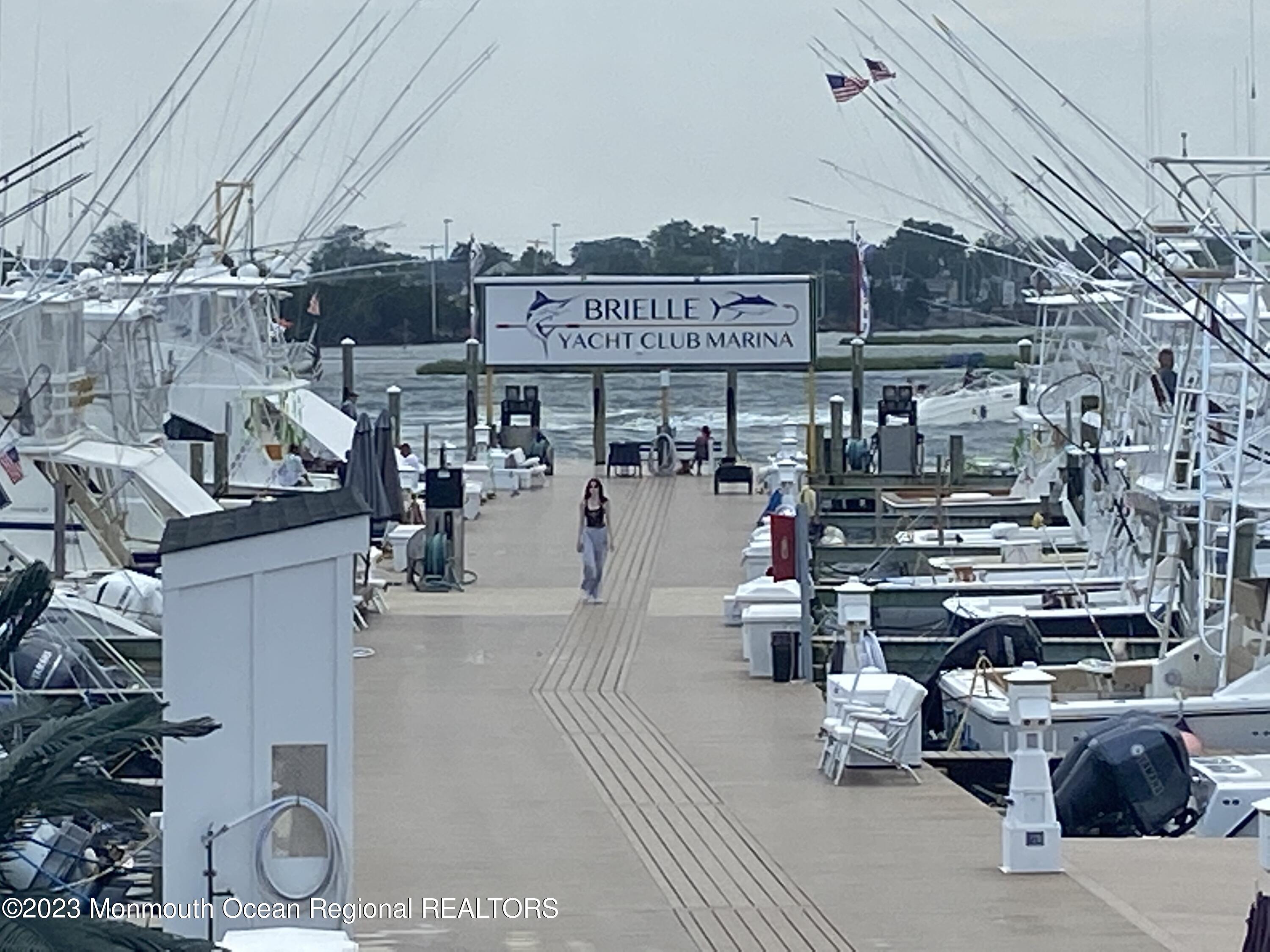 608 Brielle Avenue Brielle, NJ 08730 - Photo 18 of 56 5IMG_2887