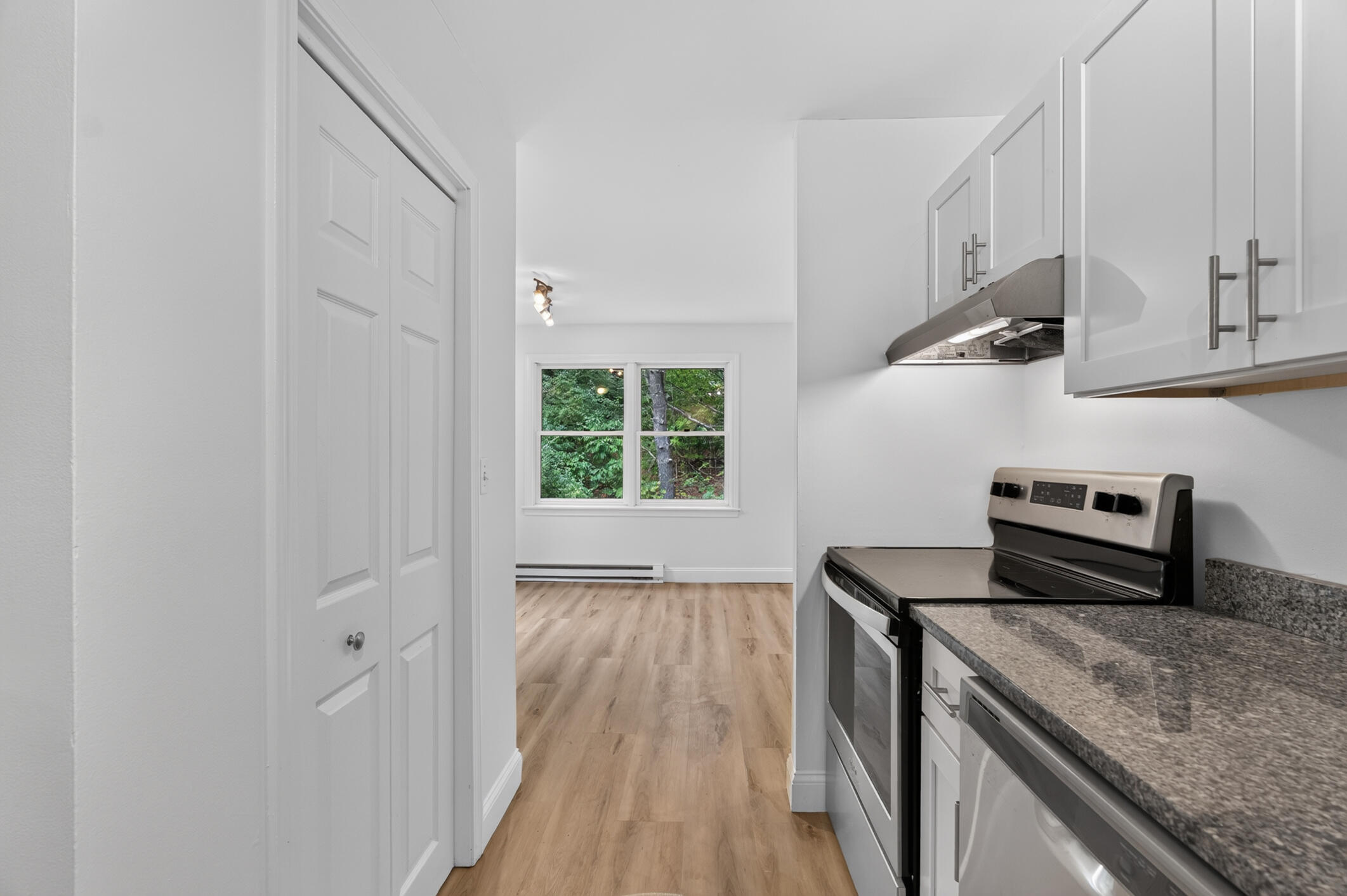 44 Farm Gate South Berwick-9