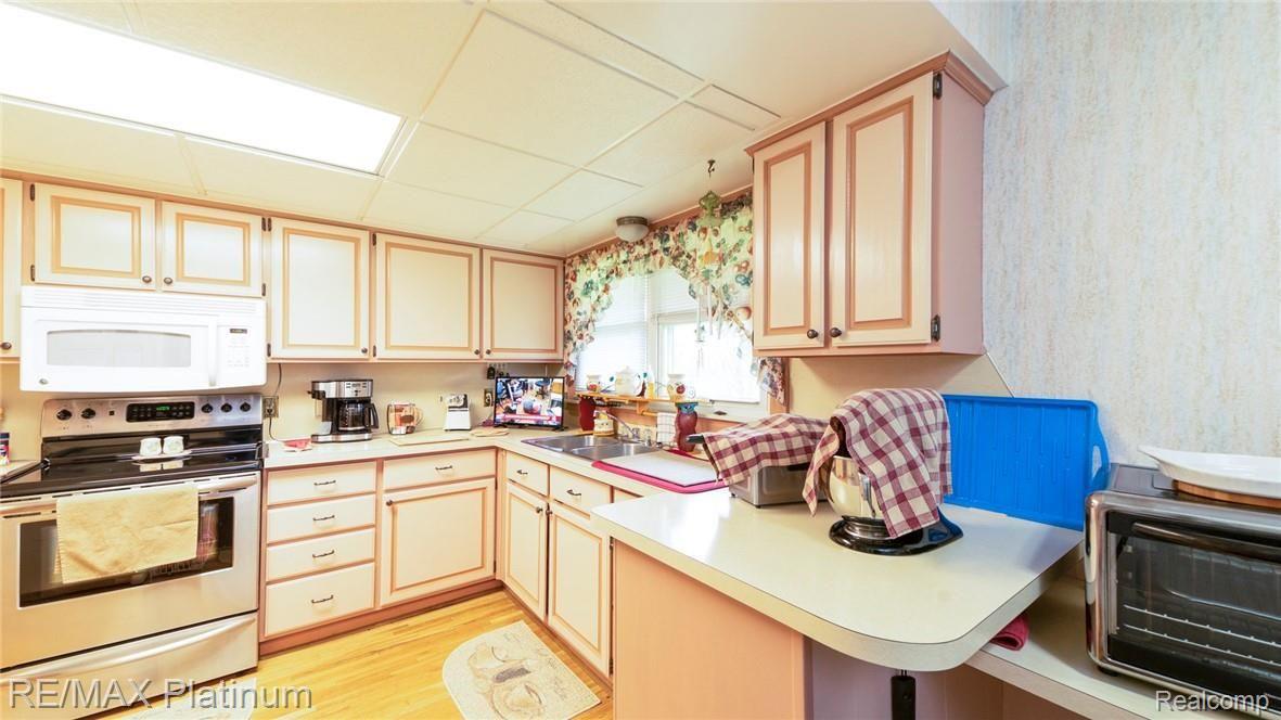 13151 Hadley Road Gregory, MI 48137 - Photo 12 of 25 007-photo--7019368.jpg