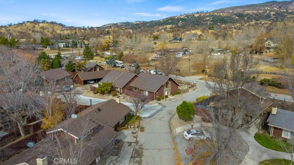 2 Village Lane Tehachapi, CA 93561 - Photo 29 of 32
