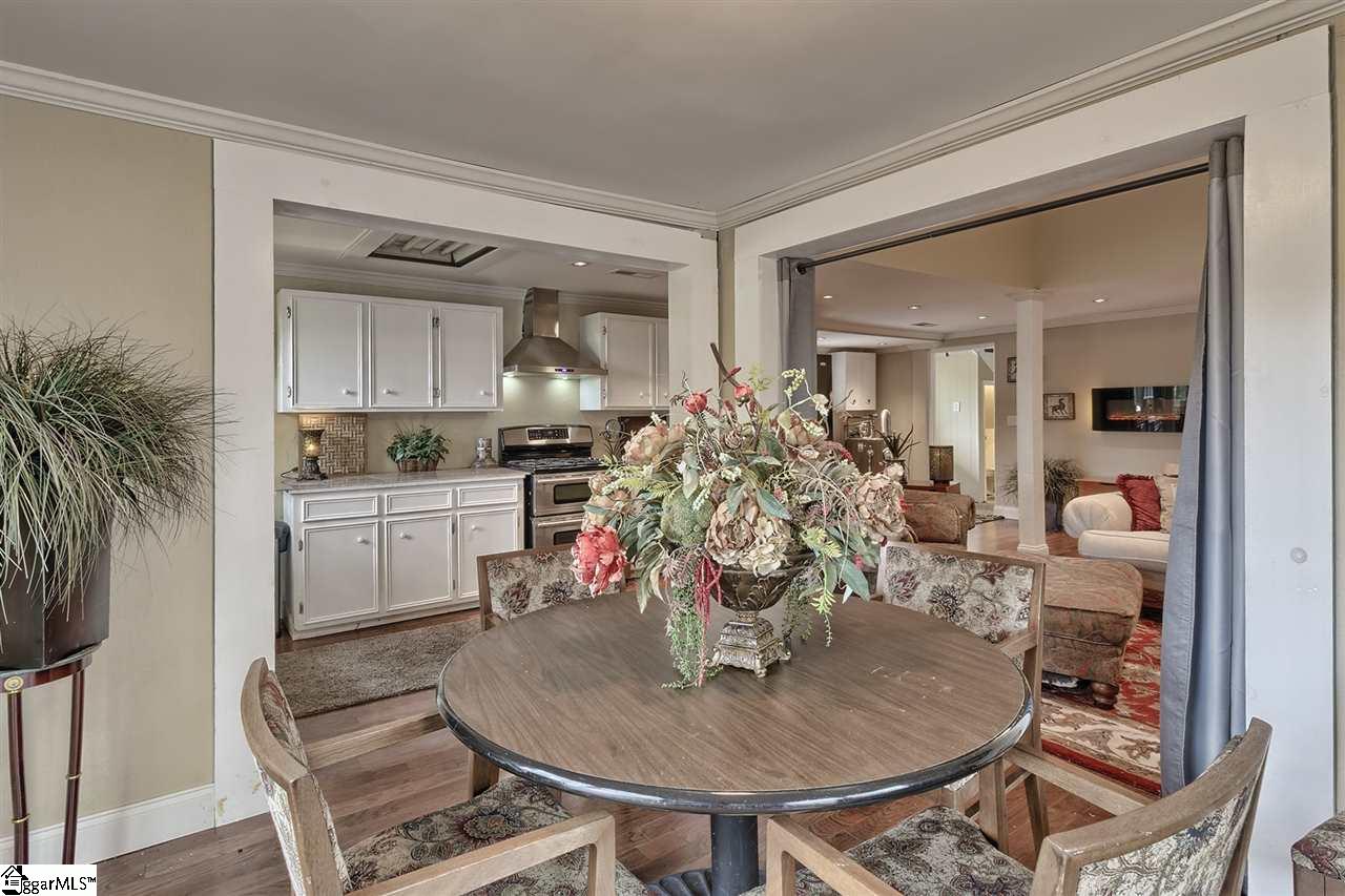 311 East Rutherford Street Landrum, SC 29356 - Photo 8 of 36 Gallery Image 8