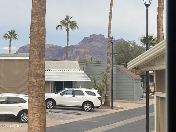 $296,500 | 1572 Yakima Avenue, Unit 572, Apache Junction, AZ 85119