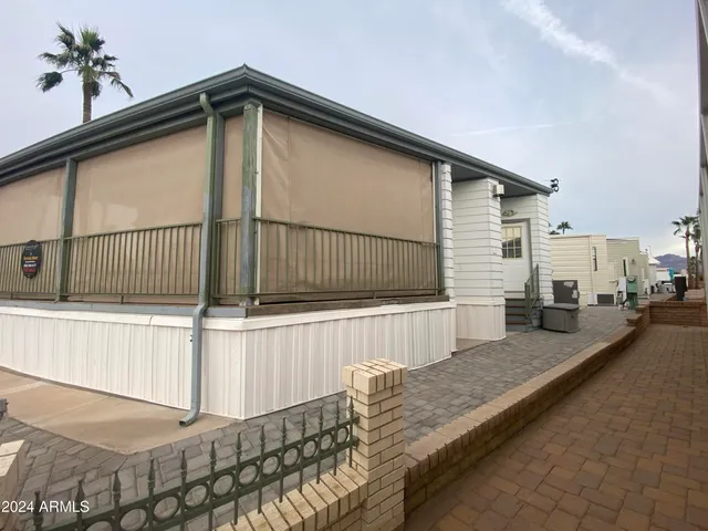 $296,500 | 1572 Yakima Avenue, Unit 572, Apache Junction, AZ 85119