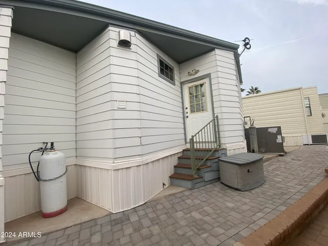 $296,500 | 1572 Yakima Avenue, Unit 572, Apache Junction, AZ 85119