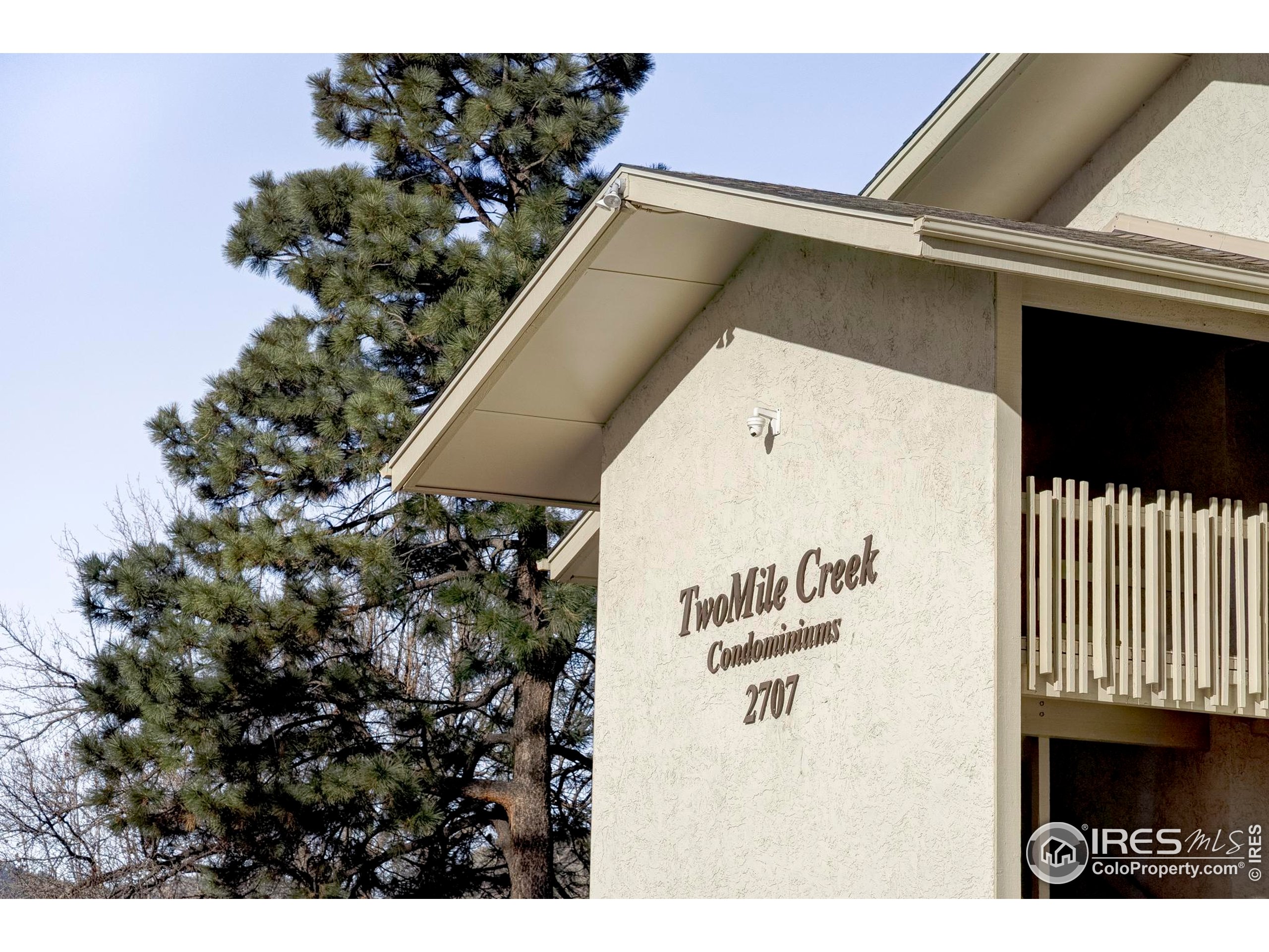 2707 Valmont Road, Unit 205D Boulder, CO 80304 - Photo 15 of 18 a view of a entryway