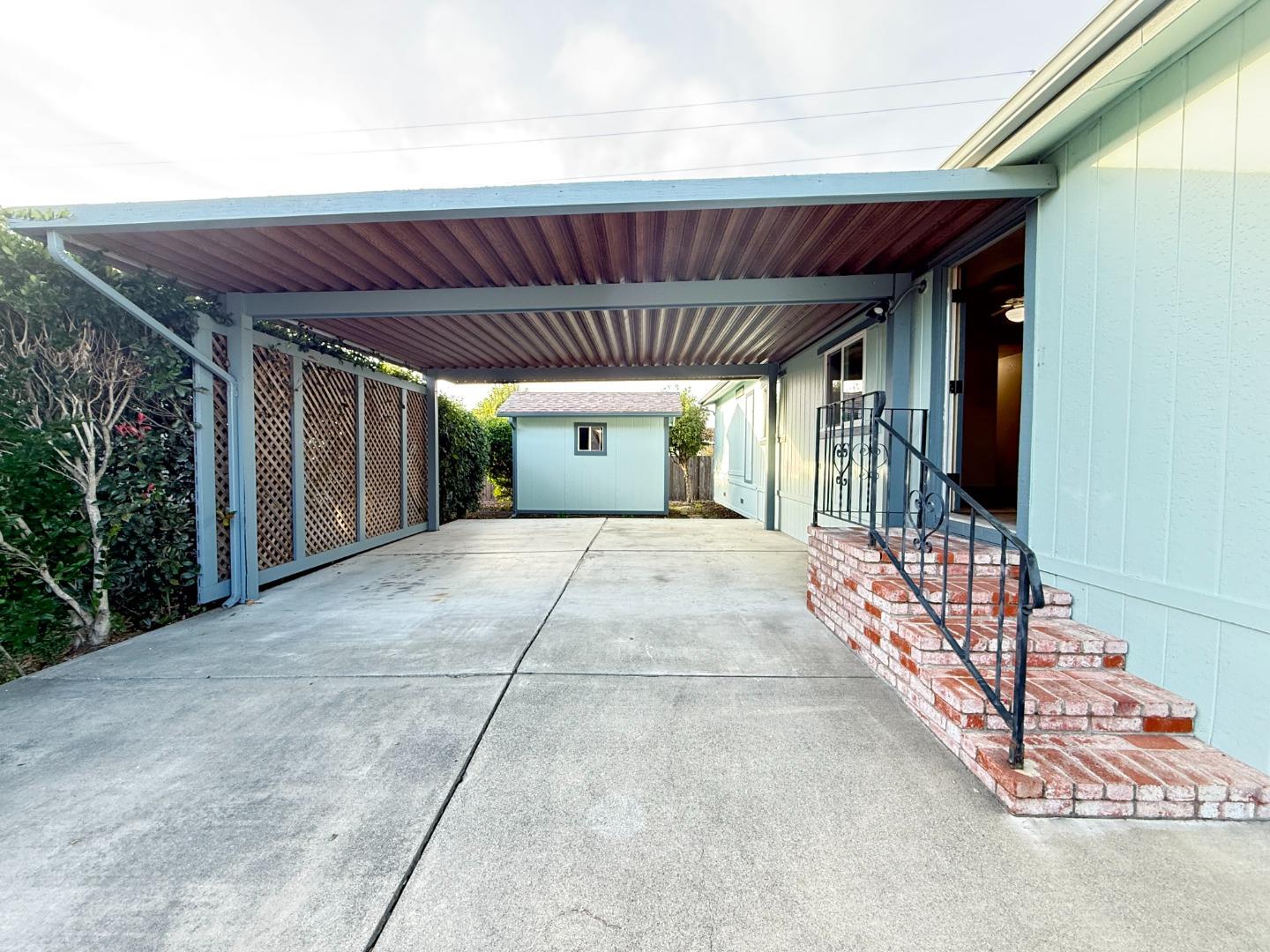 1556 Crown Road, Unit 1556 Petaluma, CA 94954 - Photo 3 of 21 a view of backyard with porch