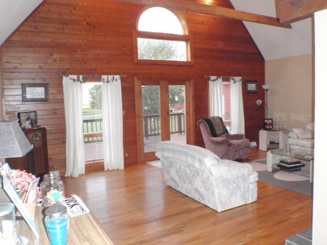 18430 East Twombly Road Rochelle, IL 61068 - Photo 3 of 25 a living room with furniture and a large window