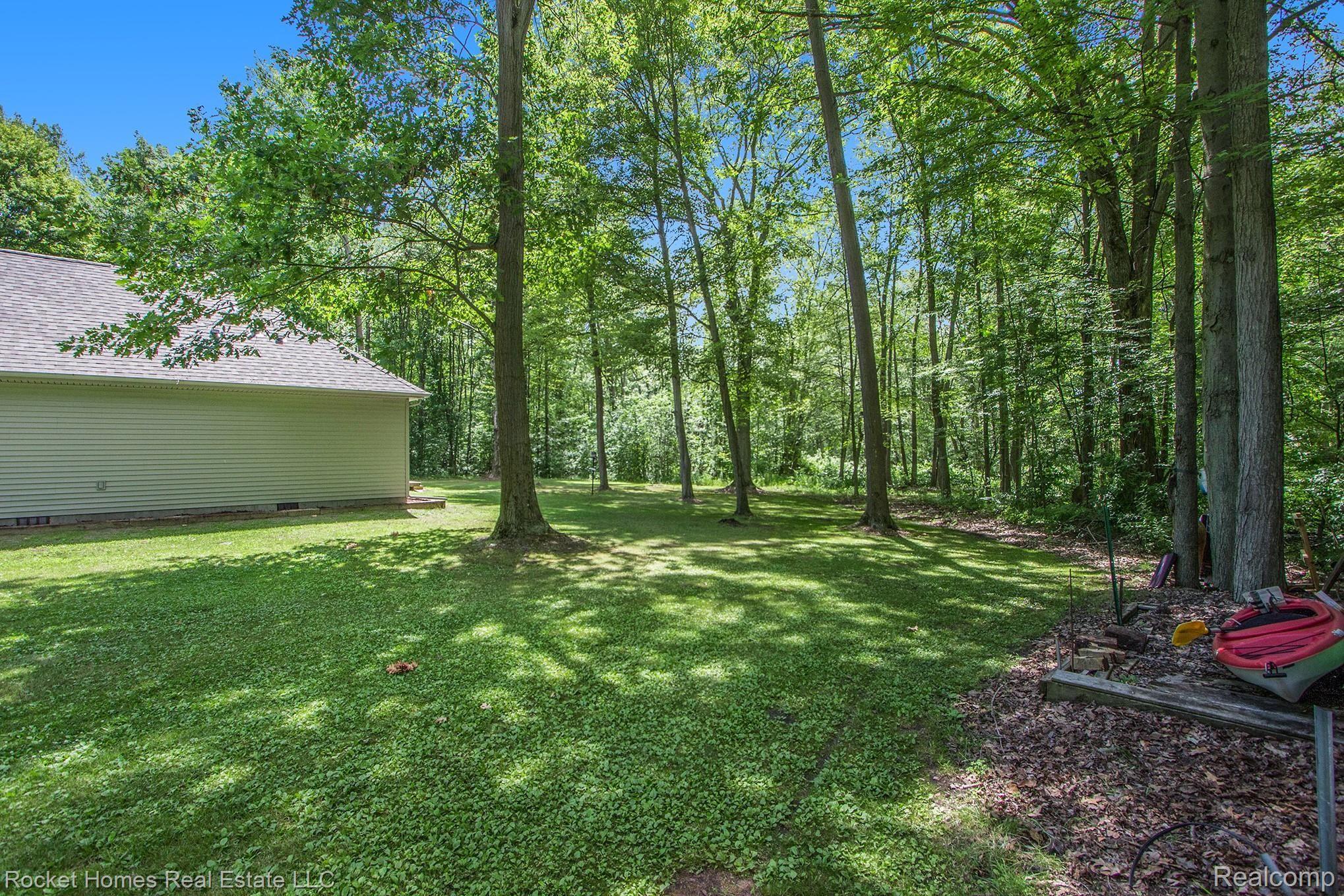 1680 South Allen Road St. Clair, MI 48079 - Photo 28 of 32 IMG_6064.jpg