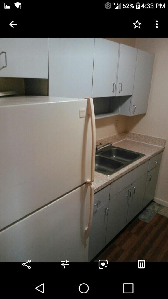 1109 West 28th Street Riviera Beach, FL 33404 - Photo 4 of 7 Kitchen