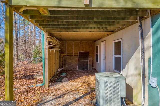 $470,000 | 215 Stonehedge Drive, Clarkesville, GA 30523