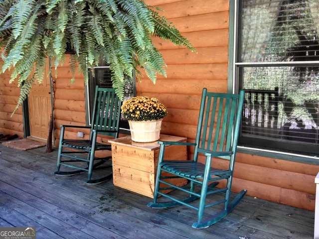 $470,000 | 215 Stonehedge Drive, Clarkesville, GA 30523