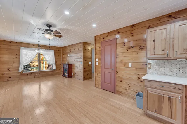 $470,000 | 215 Stonehedge Drive, Clarkesville, GA 30523