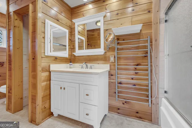 $470,000 | 215 Stonehedge Drive, Clarkesville, GA 30523