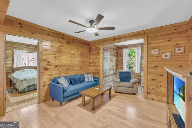 $470,000 | 215 Stonehedge Drive, Clarkesville, GA 30523