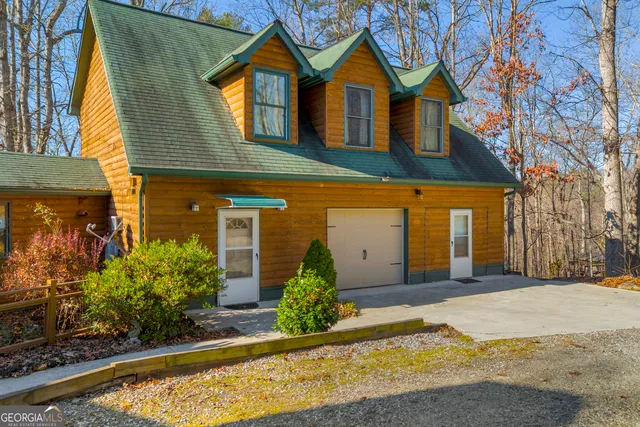 $470,000 | 215 Stonehedge Drive, Clarkesville, GA 30523