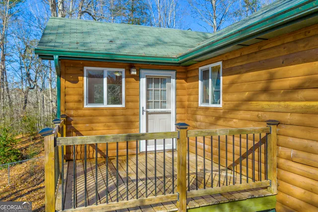 $470,000 | 215 Stonehedge Drive, Clarkesville, GA 30523