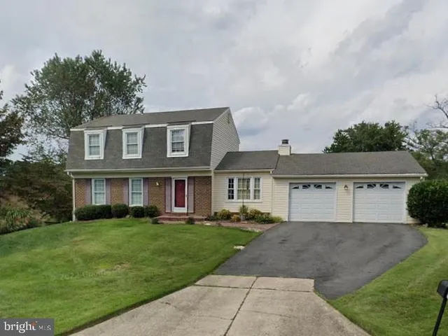 $925,000 | 9 Joshua Tree Court, Gaithersburg, MD 20878