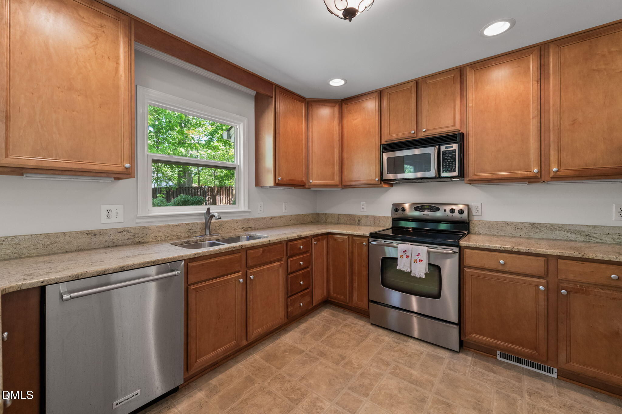 112 Dabney Road Cary, NC 27511 - Photo 14 of 47 14-web-or-mls-untitled-18