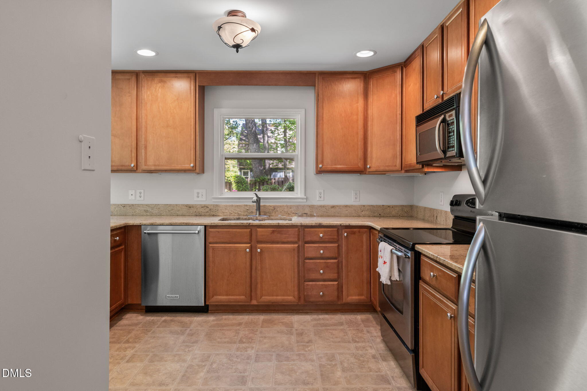 112 Dabney Road Cary, NC 27511 - Photo 17 of 47 17-web-or-mls-untitled-21