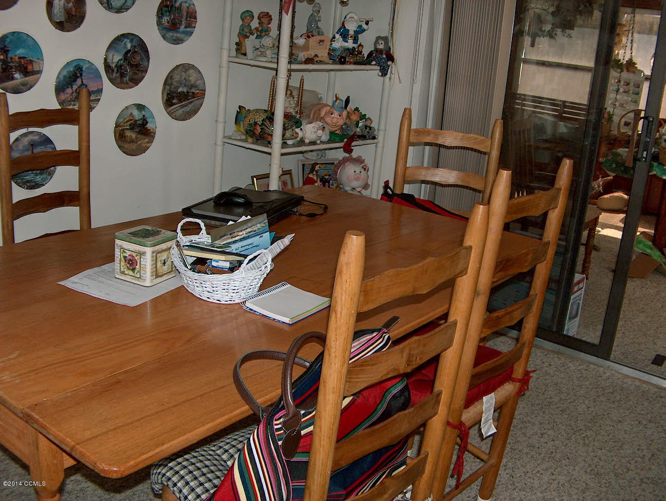 111 Riverside Drive Beaufort, NC 28516 - Photo 5 of 10 DINING ROOM