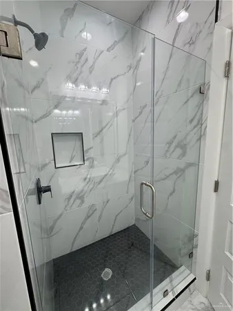 $1,300 | 1305 Valle Vista Street, Unit 4, Alamo, TX 78516