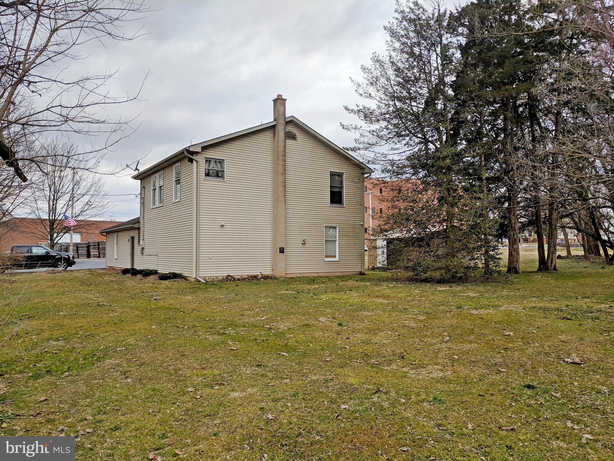 53 North Oak Street Lititz, PA 17543 - Photo 33 of 33 a house view with a backyard space