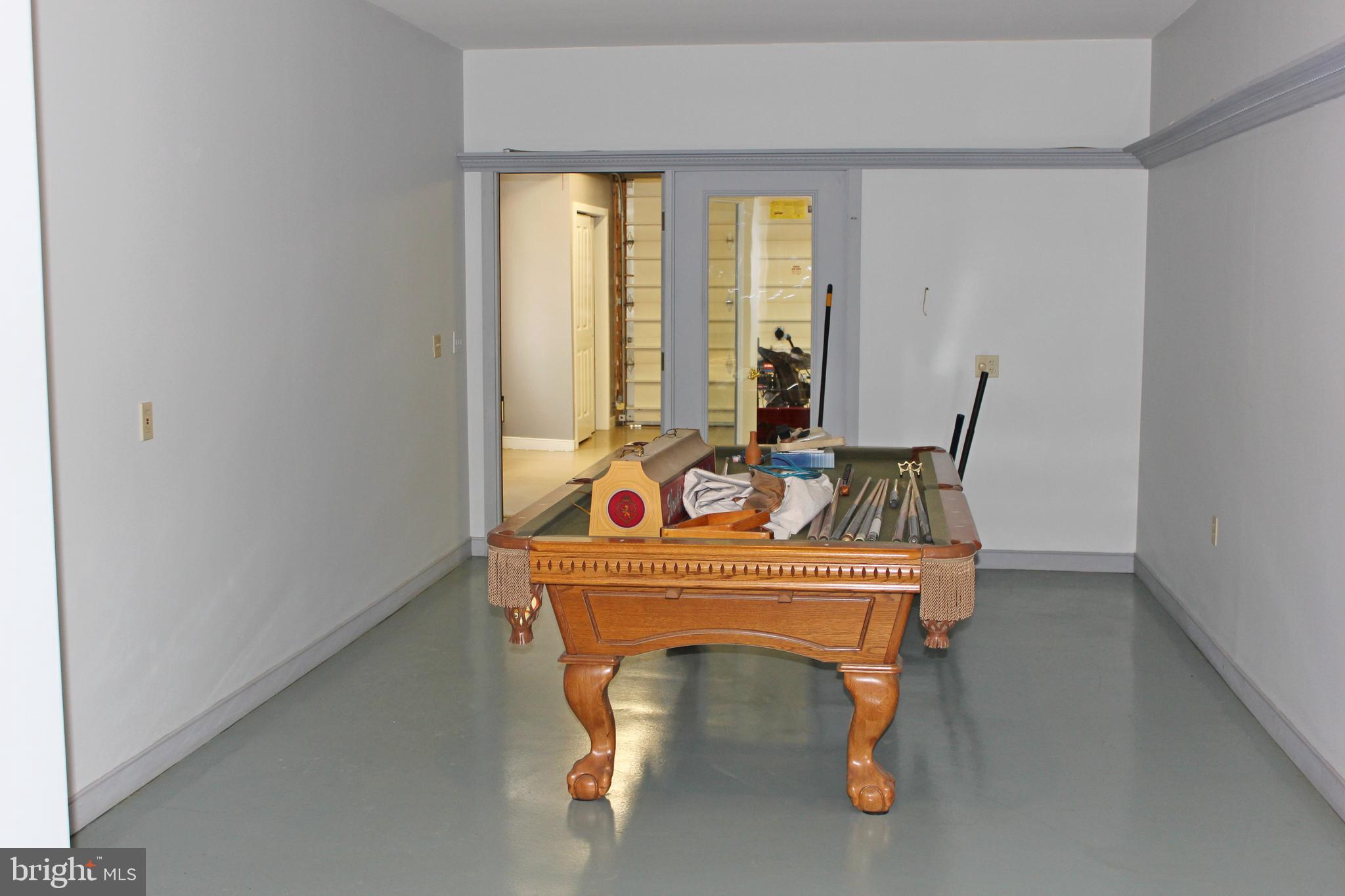 53 North Oak Street Lititz, PA 17543 - Photo 9 of 33 a room with table chair and windows