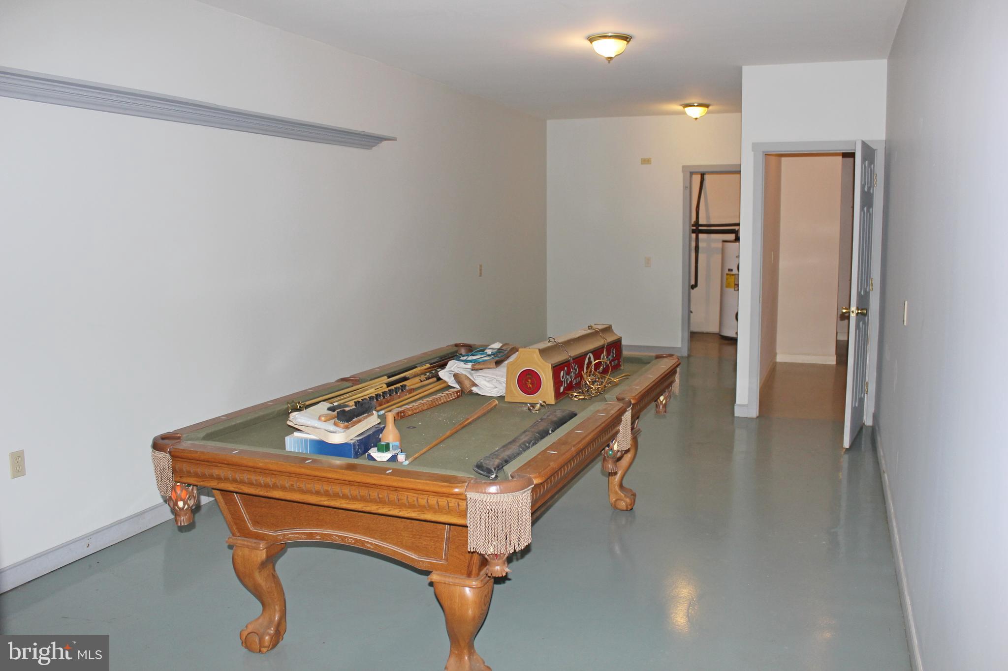 53 North Oak Street Lititz, PA 17543 - Photo 10 of 33 a room with table and utility
