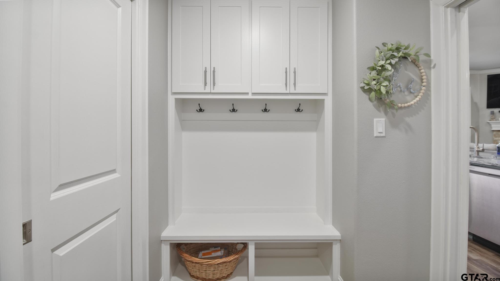 14144 Foxtail Drive Flint, TX 75762 - Photo 29 of 39 a view of washer and dryer