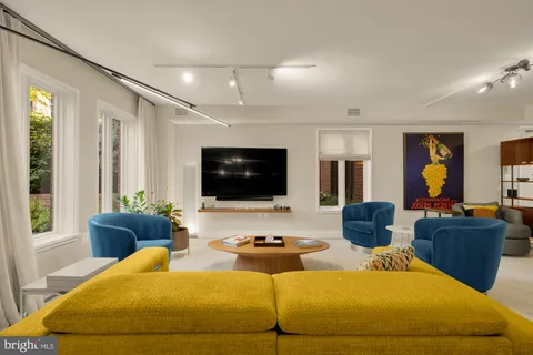 $1,395,000 | 1045 31st Street Northwest, Unit 104, Washington, DC 20007
