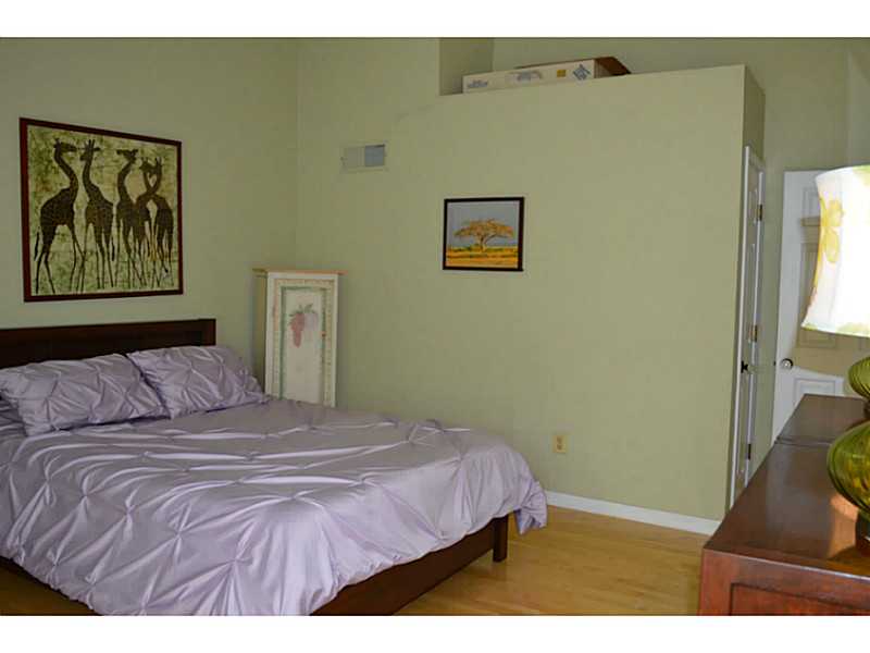 392 Boston Neck Road, Unit 2 North Kingstown, RI 02852 - Photo 11 of 25 Master Bedroom.