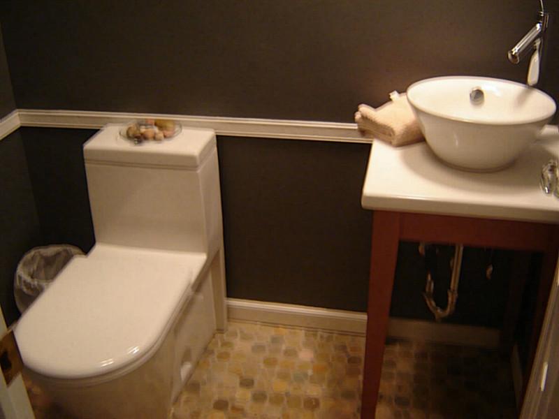392 Boston Neck Road, Unit 2 North Kingstown, RI 02852 - Photo 15 of 25 Bathroom.