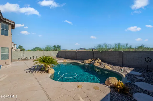 $2,295 | 1039 South Grenoble, Mesa, AZ 85208